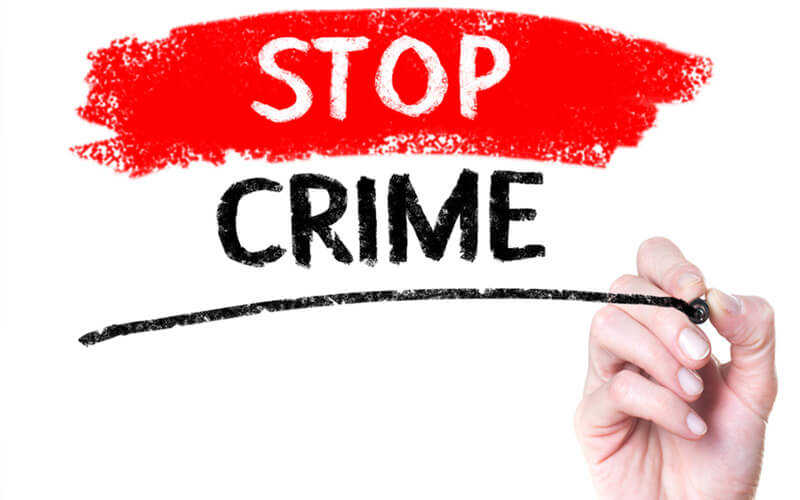 Jalandhar: 3 Masked Robbers Loot Jeweler's Shop in Broad Daylight 1 Jalandhar: 3 Masked Robbers Loot Jeweler's Shop in Broad Daylight