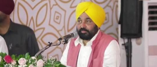 Punjab Chief Minister Bhagwant Mann Targets Journalist Ratan Dhaliwal with Harsh Remarks 1 Punjab Chief Minister Bhagwant Mann Targets Journalist Ratan Dhaliwal with Harsh Remarks