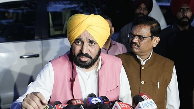 Punjab: FIR registered for sharing AI-generated obscene video of Chief Minister Bhagwant Mann 1 Punjab: FIR registered for sharing AI-generated obscene video of Chief Minister Bhagwant Mann