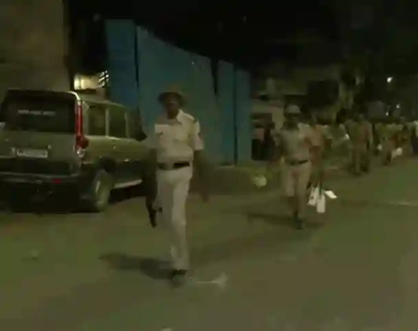 17 March 2025, Nagpur violence case: DCP attacked with axe during protest. 1 17 March 2025, Nagpur violence case: DCP attacked with axe during protest