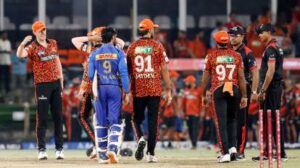 Rohit Sharma slams 70 As Mumbai Indians Trounce Sunrisers Hyderabad By 7 Wickets 1 Rohit Sharma slammed 70 Runs