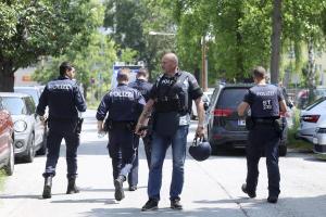 Austria: 9 Dead In School Shooting In Graz; Suspected Gunman Dead 1 Austria: 9 Dead In School Shooting In Graz