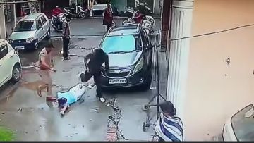 Punjab Police Under Scrutiny: 2 Bathinda Sub-Inspectors Assault Journalist in Batala 1 Punjab Police Under Scrutiny: Two Bathinda Sub-Inspectors Assault Journalist in Batala